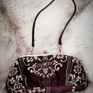 Maxximum Velour Vintage Victorian Retro 90’s Bag with Gold Accents Hook  Rare